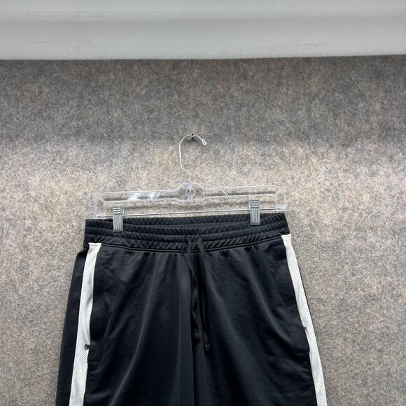 Under Armour Shorts Men Medium Adult Black Athletic Basketball Polyester Gym - Picture 2 of 11
